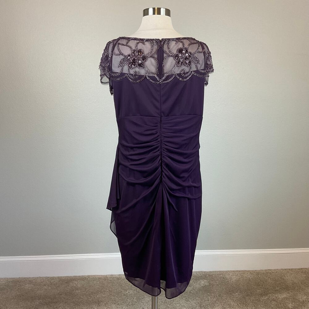 XSCAPE Beaded Chiffon Short Sleeve Ruched Sheath Cocktail Dress Purple Size 16 - Picture 7 of 12